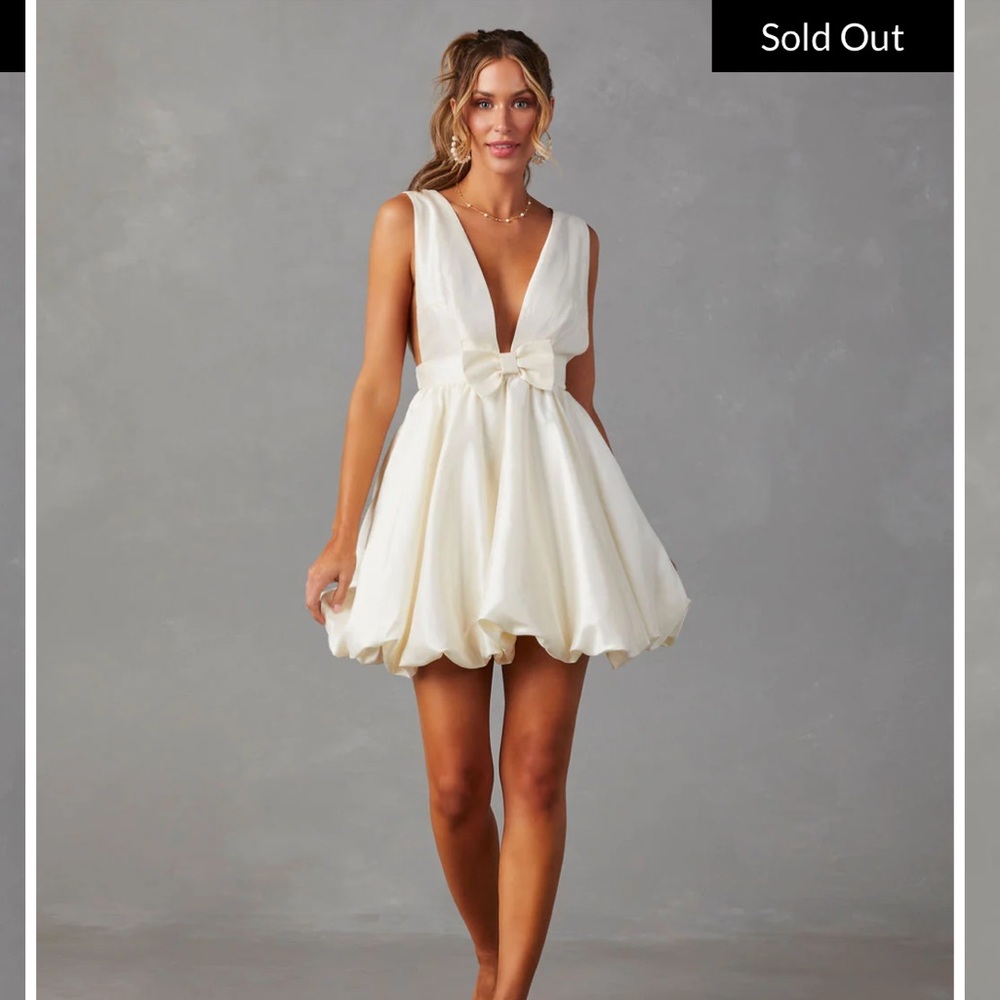 Engagement / wedding dress